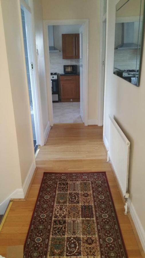 Elegant And Spacious 2 Bedroom Barnet Exterior foto